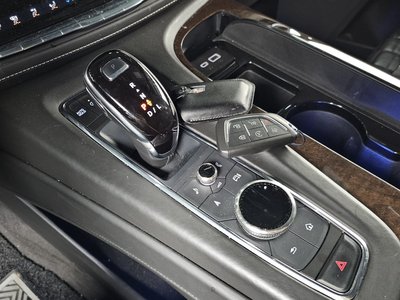 CADILLAC ESCALADE 5TH GENERATION - 9