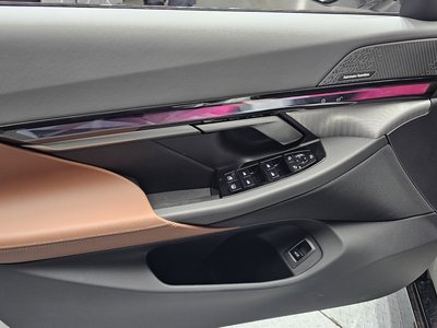 صورة مصغرة 14 لـ 2025 BMW 5 SERIES