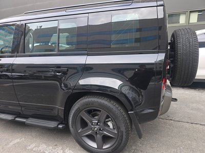 LAND ROVER DEFENDER - 5