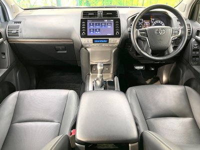 TOYOTA LAND CRUISER PRADO - 2
