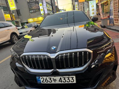 BMW 5 SERIES - 4