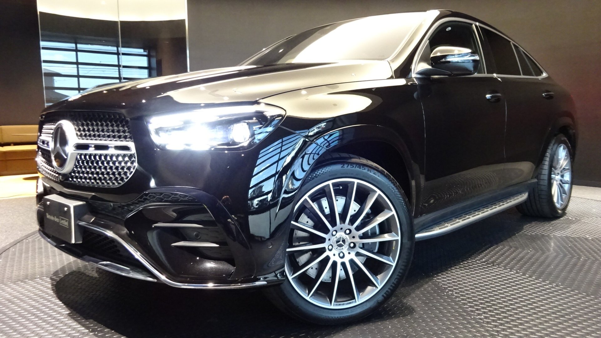 MERCEDES-BENZ GLE - View 1