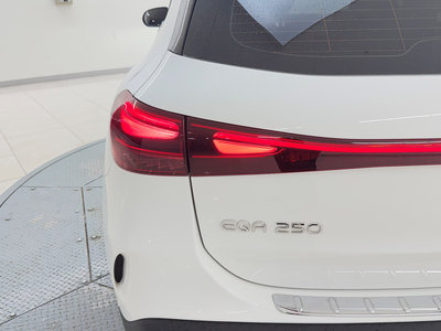 2025 Mercedes-BENZ EQA thumbnail 11