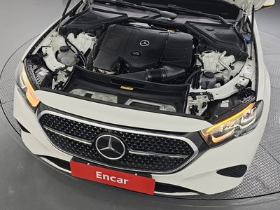 صورة 7 لـ 2025 Mercedes-BENZ E-CLASS