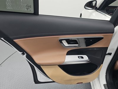 2025 Mercedes-BENZ E-CLASS 缩略图 15