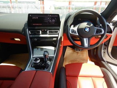 BMW 8 SERIES - 3