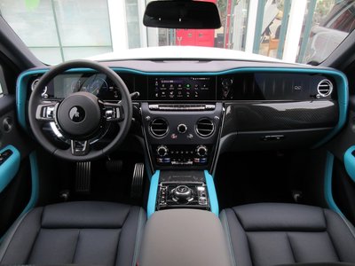 ROLLS-ROYCE CULLINAN - 2