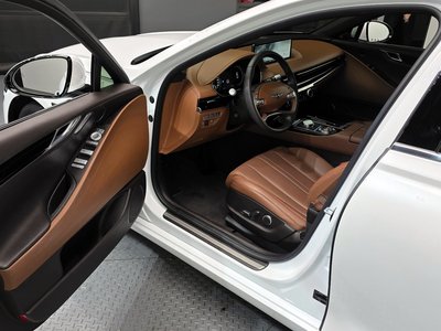 GENESIS G80 (RG3) - 10