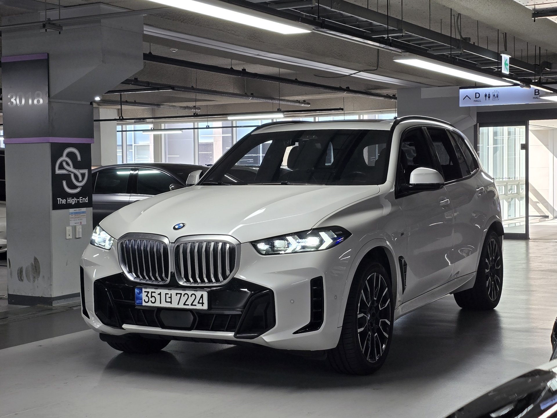BMW X5 - View 1