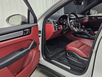 صورة مصغرة 13 لـ 2022 Porsche CAYENNE