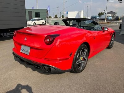 FERRARI CALIFORNIA - 9