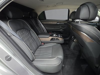 صورة مصغرة 33 لـ 2021 Genesis G90