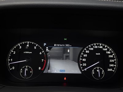 صورة مصغرة 11 لـ 2021 Genesis G90