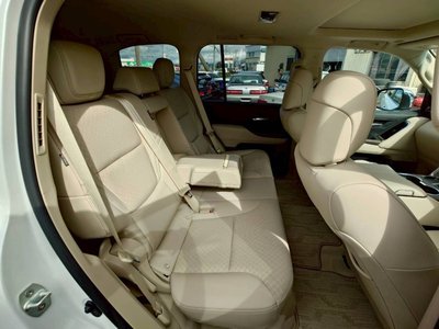 2026 Toyota LAND CRUISER 300 — миниатюра 25