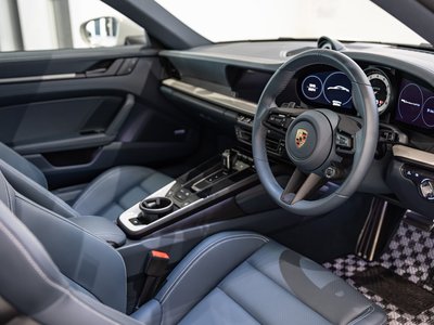 صورة مصغرة 24 لـ 2024 Porsche 911