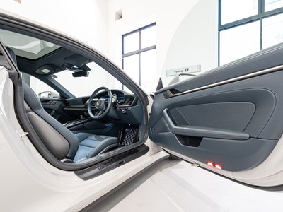 صورة مصغرة 23 لـ 2024 Porsche 911