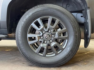 صورة مصغرة 24 لـ 2024 Toyota LAND CRUISER 250