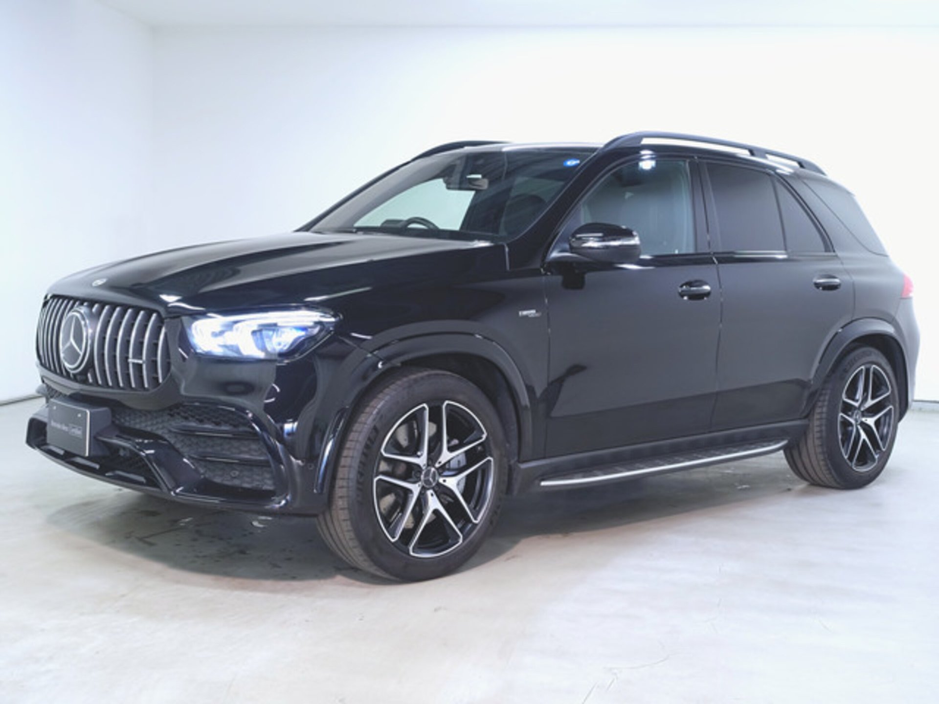 MERCEDES-BENZ GLE AMG - View 1