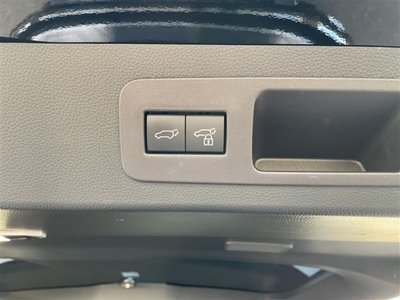 2023 Toyota LAND CRUISER 300 — миниатюра 29