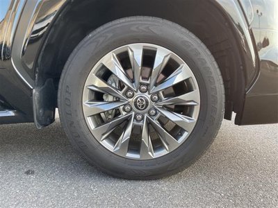 2023 Toyota LAND CRUISER 300 — миниатюра 40