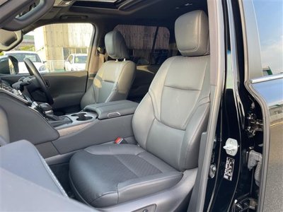 2023 Toyota LAND CRUISER 300 — миниатюра 25