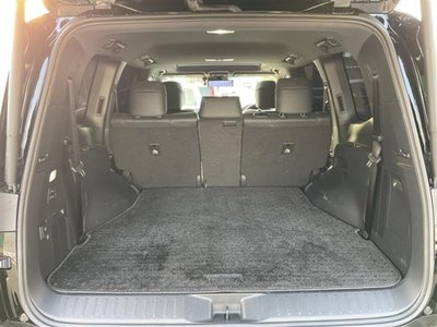 2023 Toyota LAND CRUISER 300 — миниатюра 27