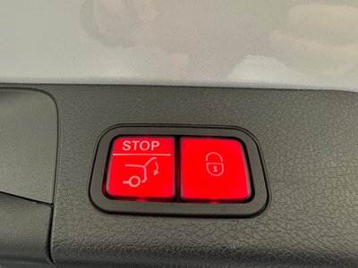 MERCEDES-BENZ GLB - 10