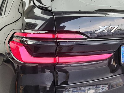 BMW X7 - 10