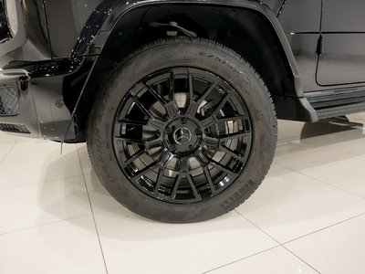 Thumbnail 11