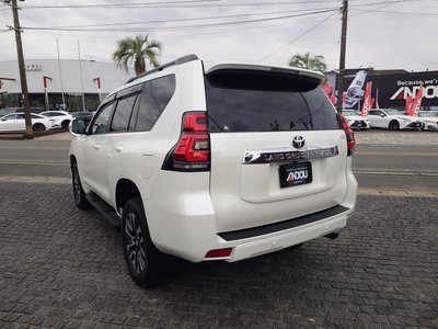TOYOTA LAND CRUISER PRADO - 3