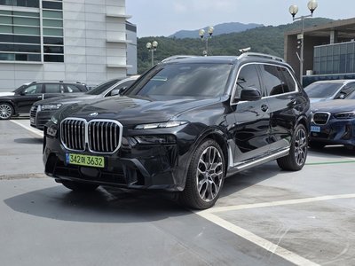 2026 BMW X7 — фото 1