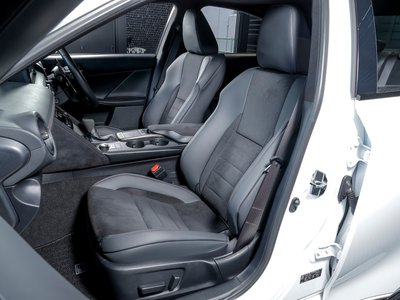2023 Lexus IS 缩略图 17