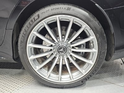 MERCEDES-BENZ GT AMG - 7