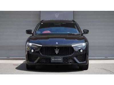 صورة 6 لـ 2019 Maserati LEVANTE
