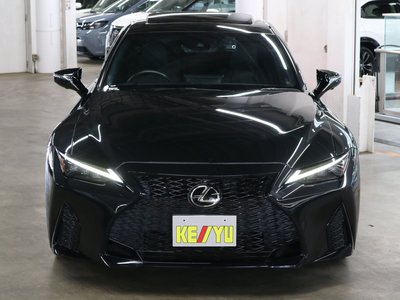 LEXUS IS - 9