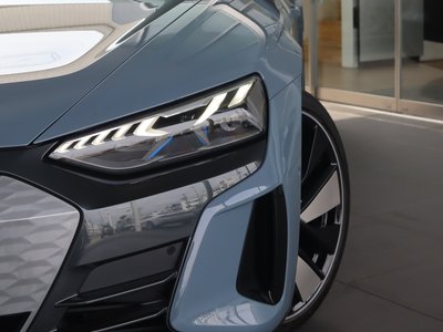 AUDI E-TRON GT QUATTRO - 2