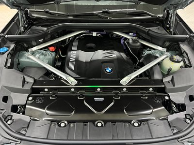 صورة 7 لـ 2026 BMW X5