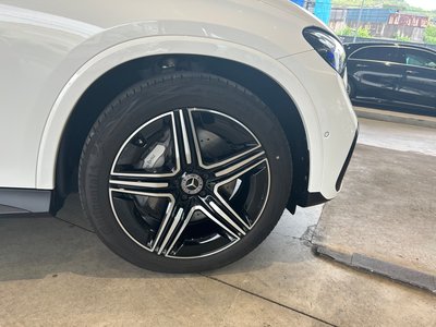 2025 Mercedes-BENZ GLC 缩略图 30
