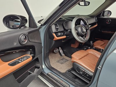 MINI COUNTRYMAN - 10