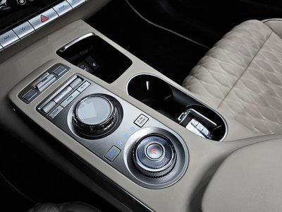 2023 Genesis GV70 — миниатюра 12