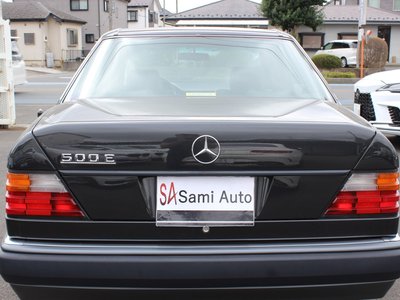 MERCEDES-BENZ E-CLASS - 7