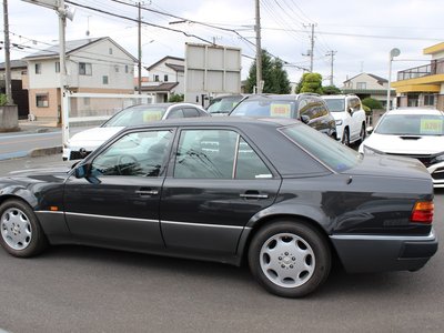 MERCEDES-BENZ E-CLASS - 9