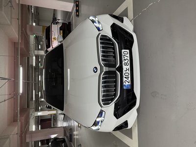 2024 BMW 5 SERIES photo 1