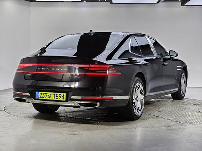 صورة 4 لـ 2023 Genesis G90 (RS4)