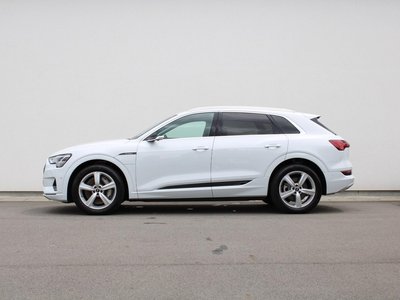 AUDI E-TRON - 4