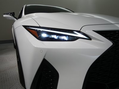 LEXUS IS - 8