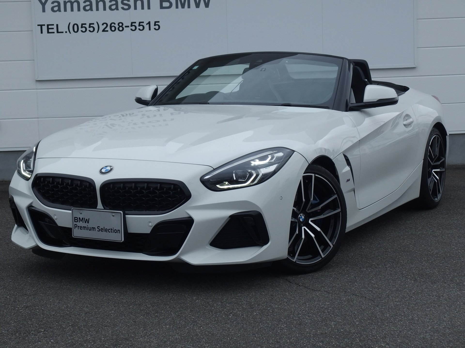 BMW Z4 - View 1