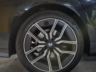 BMW 7 SERIES - 7