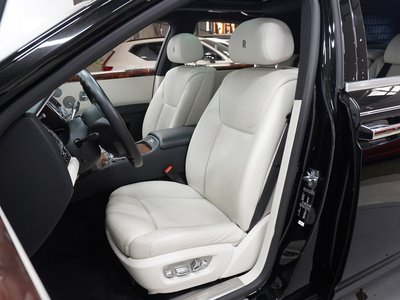 2017 ROLLS-ROYCE GHOST 缩略图 44