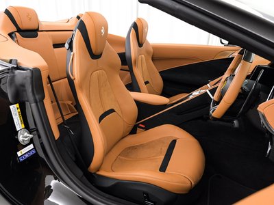 FERRARI ROMA SPIDER - 4